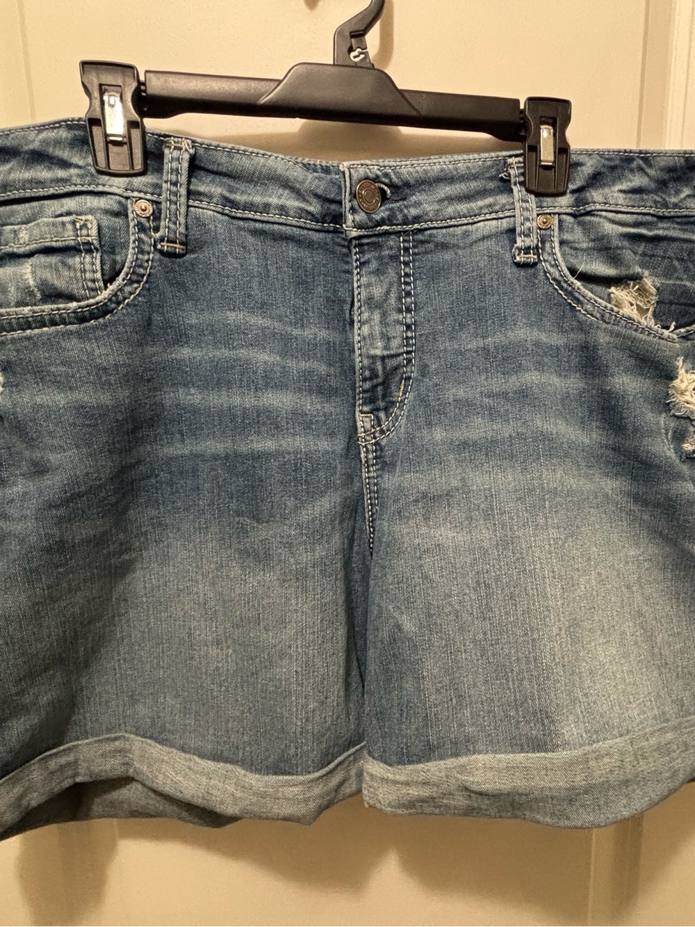 Silver Denim Classic Women's Light Blue Shorts